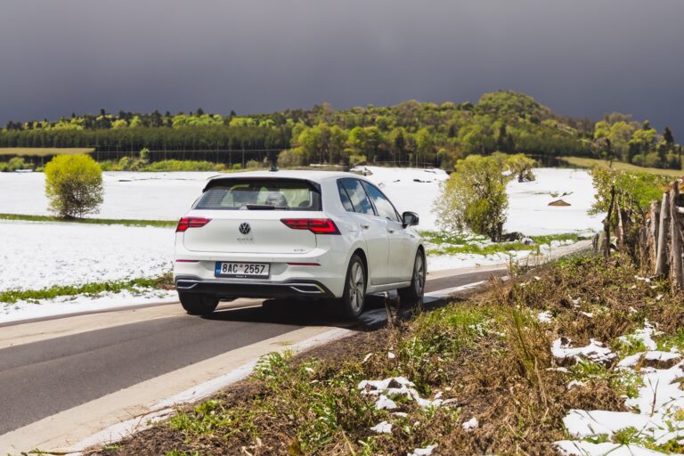 ADAC publica sus pruebas de neumáticos de invierno para 2024, Continental y Goodyear son los ganadores