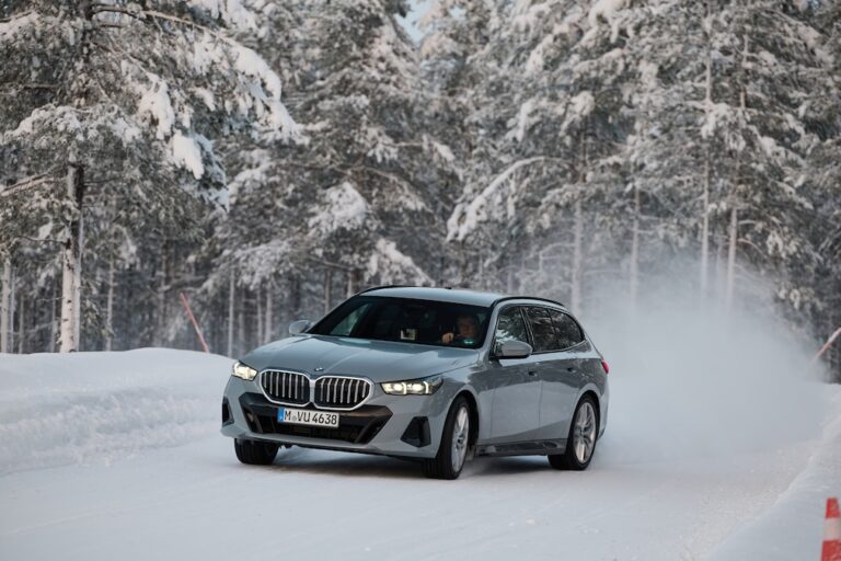 Prueba de neumáticos de AUTO BILD 2026: 245/45 R19 — neumáticos de invierno — Continental & Michelin