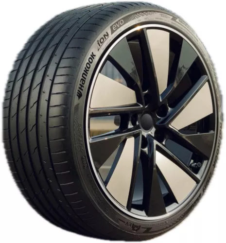 Hankook iON evo SUV IK01A