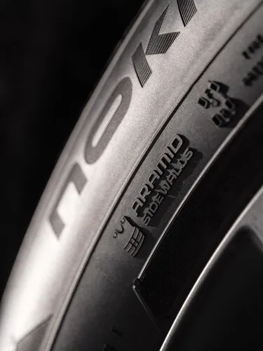 Nokian Seasonproof 2 - 14
